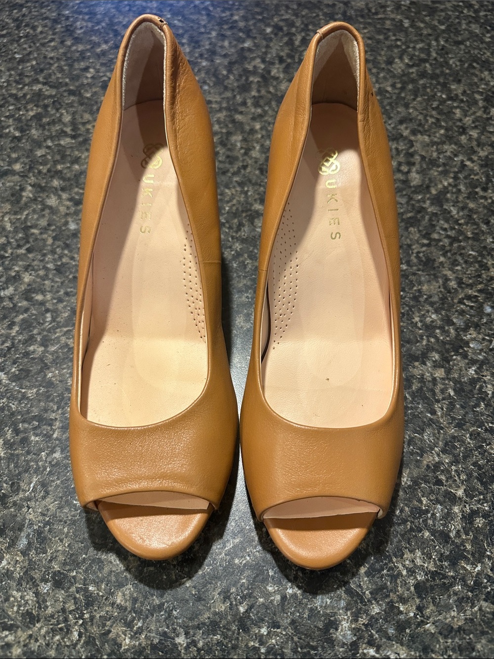 Women’s Tan Leather Peep-Toe Heels